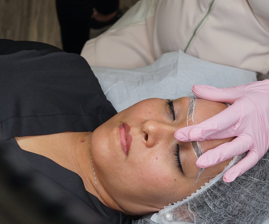 Diseño y mapping de cejas para microblading
